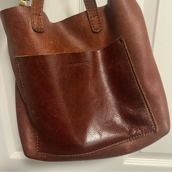 Portland Leather Goods AP Medium Crossbody Nutmeg - Picture 4 of 4
